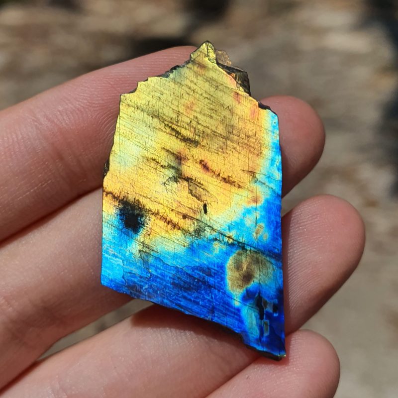 6.42 g, Finnish Spectrolite
