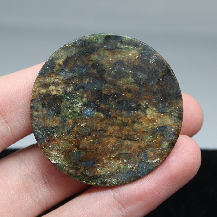 13.42 g, Fuchsite with Kyanite round cabochon - Image 5
