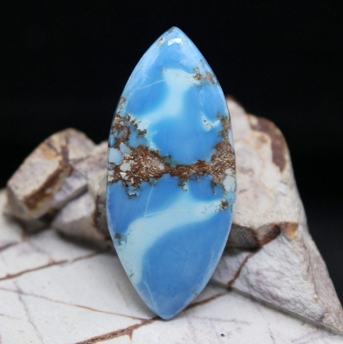 6.31 ct, Natural Turquoise Golden Hills cabochon